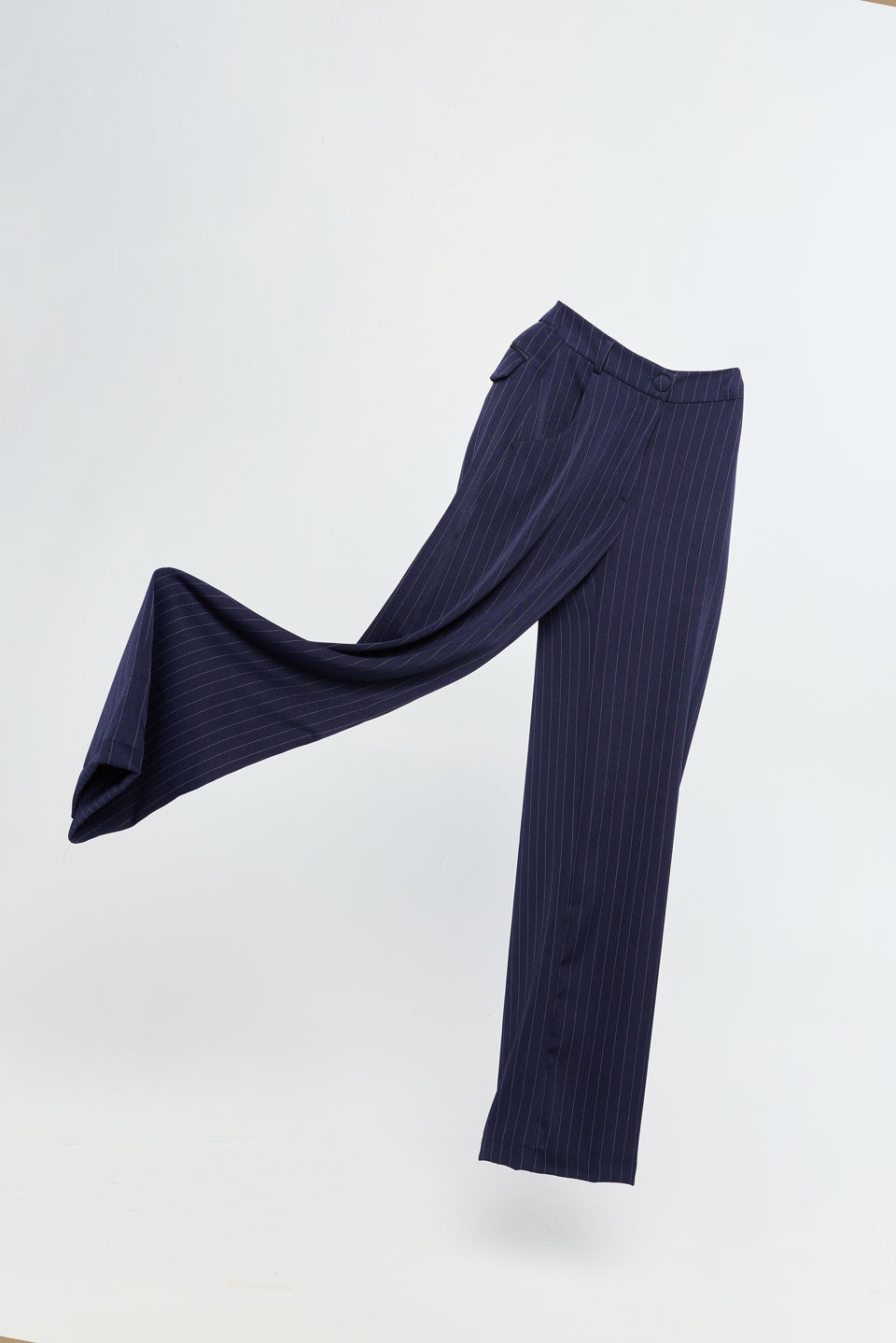 Calça Finesse Risca de Giz Blu