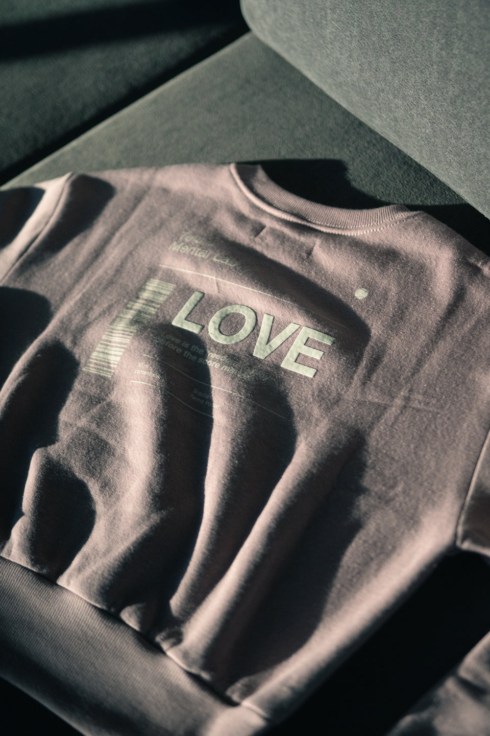 Moletom Crop LOVE