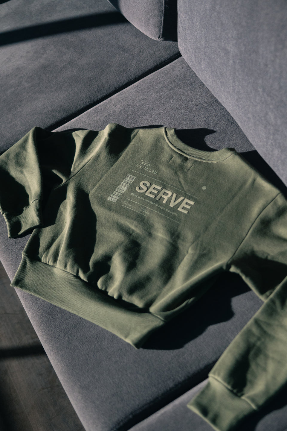 Moletom Feminino Crop SERVE